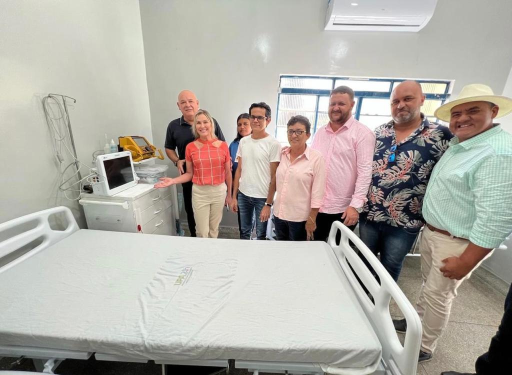 Prefeito de Peixoto de Azevedo, MT, Maurício Ferreira de Souza, inaugurou o Unidade de Pronto Atendimento (UPA) de Distrito União do Norte